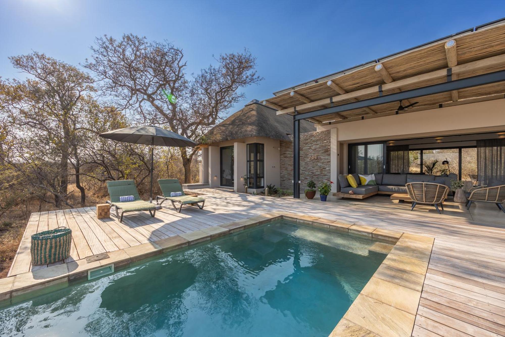 Villa Lanterfant - Luxury Stay In Nature - Solar Powered Hoedspruit Bagian luar foto